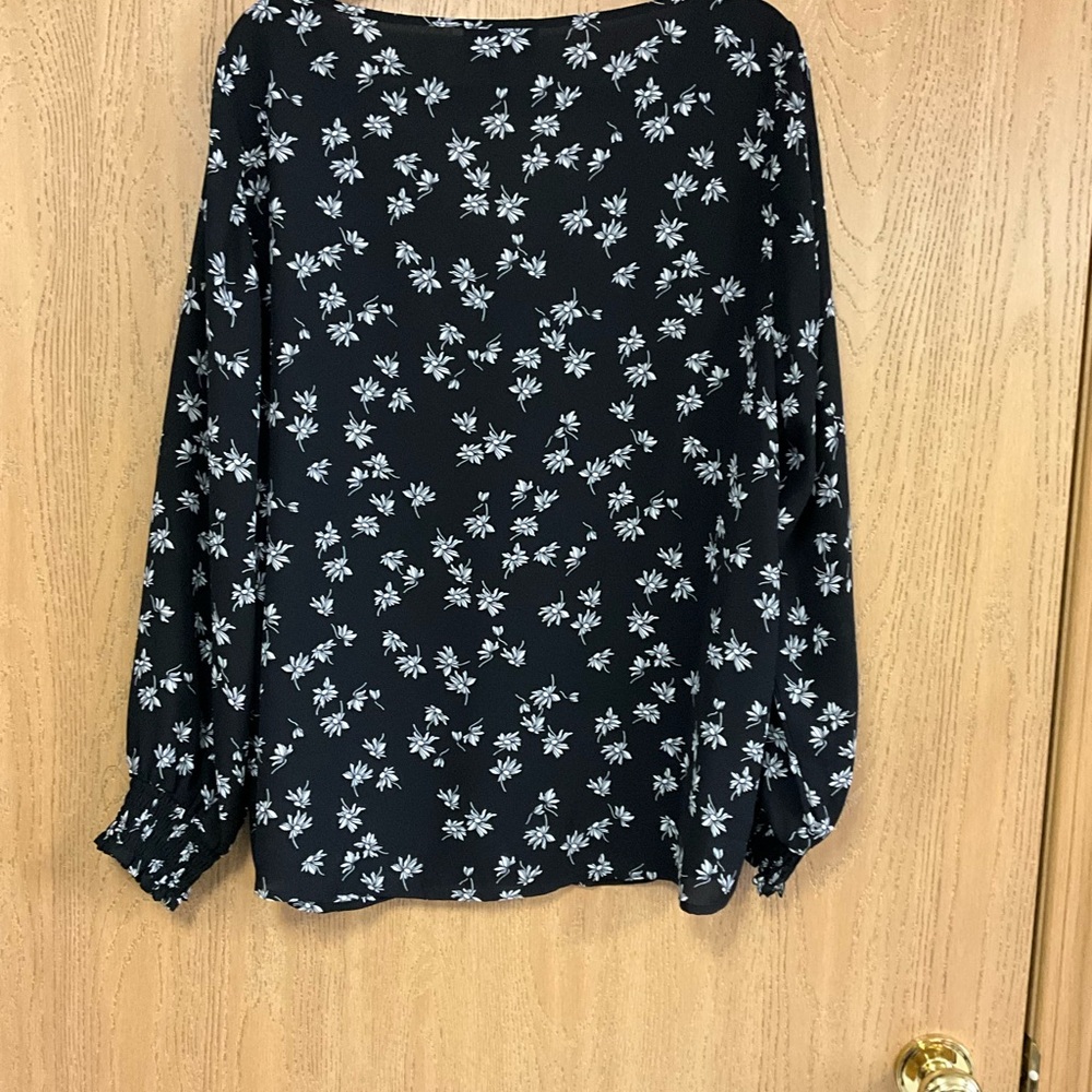 Floral Black Blouse